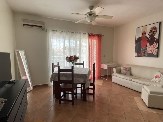 One bedroom condo close to the beach