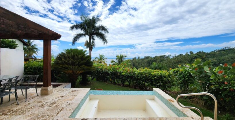 Ocean view Villa in Samana