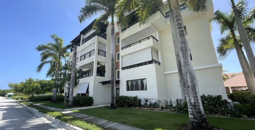 For Sale Spacious apartment in Punta Cana Village