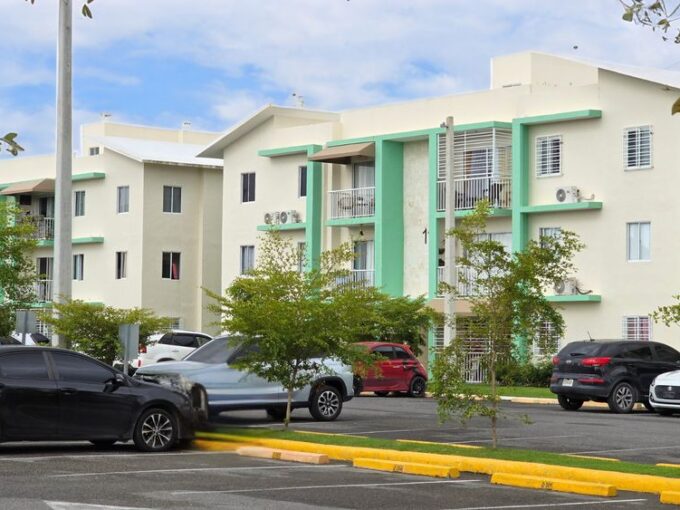 2-bedroom apartment in Veron, located on the third floor of a three-story building in the sought-after Ciudad Carocoli residence